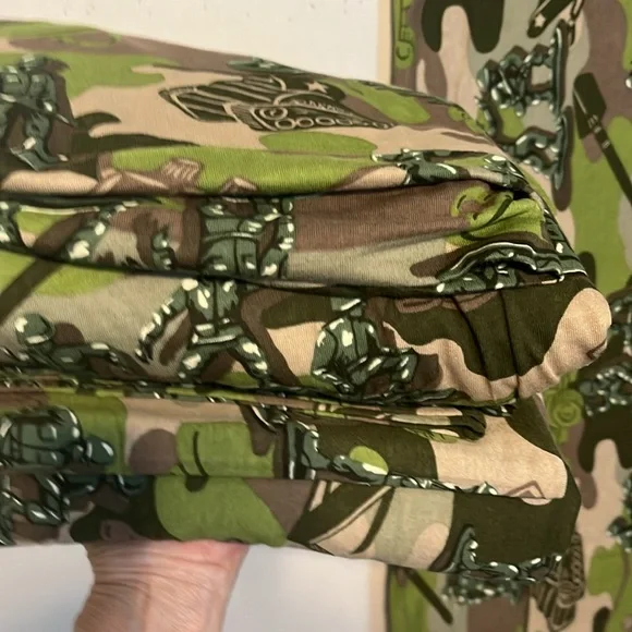 Nick and Nora twin size bed sheet set army men - Picture 2 of 4